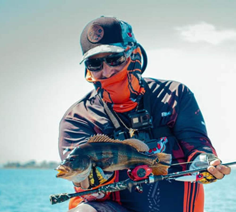 colorful-greek-fishing-boats-in-small-port-harbor-resize